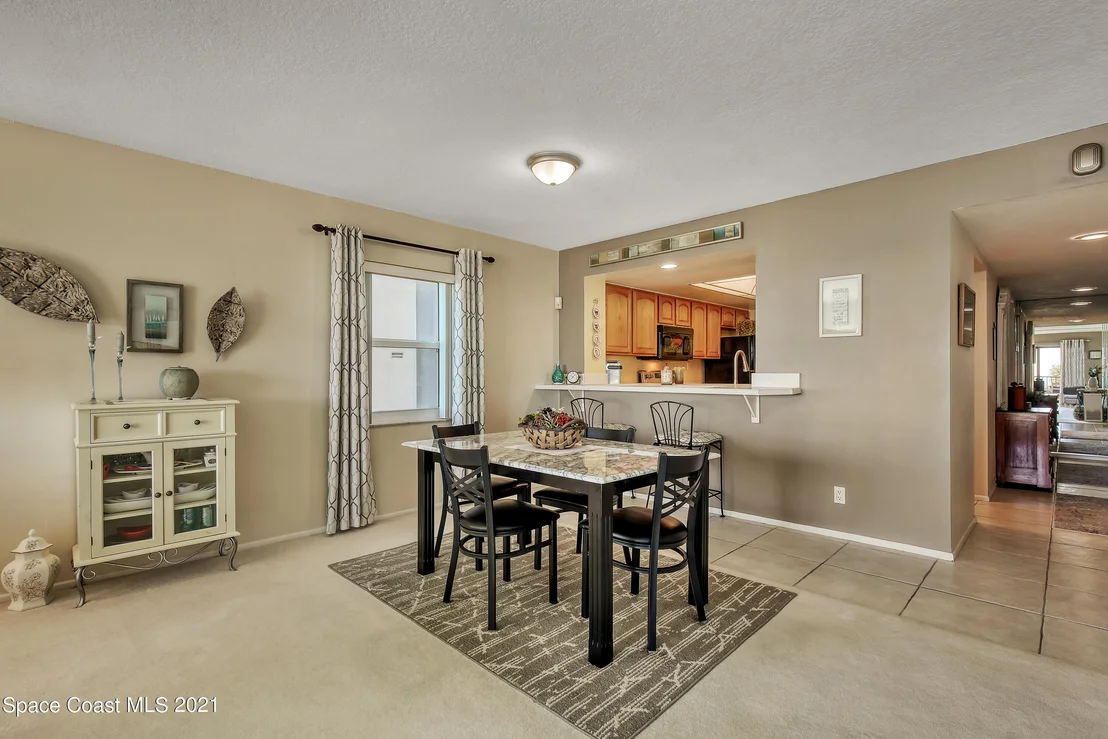 Photo of Unit 310 at 995 N Highway A1a