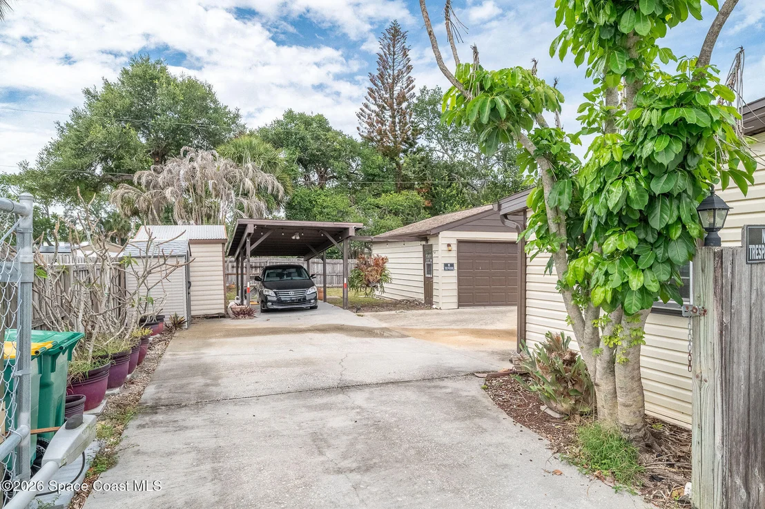 Photo of 986 Sarno Road
