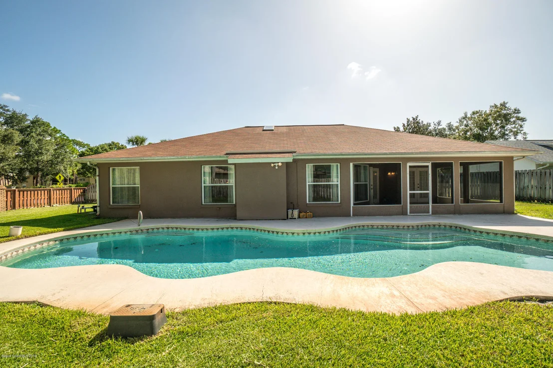 Photo of 800 Crossbow Drive