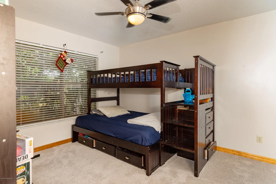 Photo of 534 Hummingbird Drive