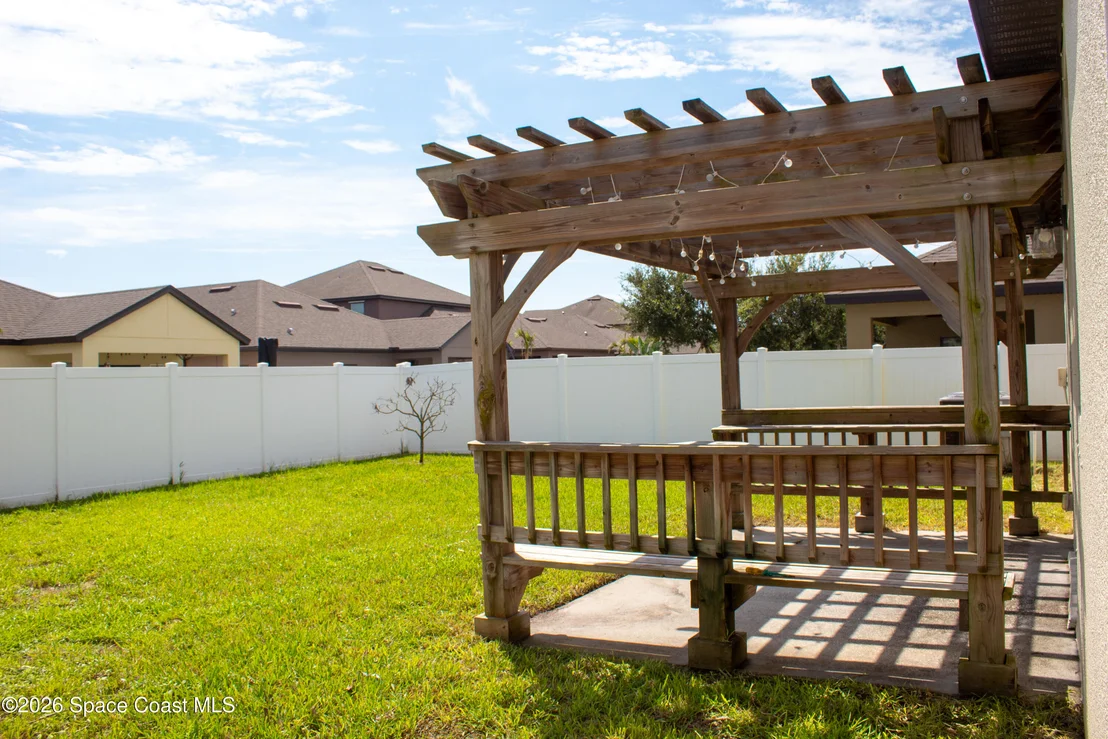 Photo of 1061 Peta Way