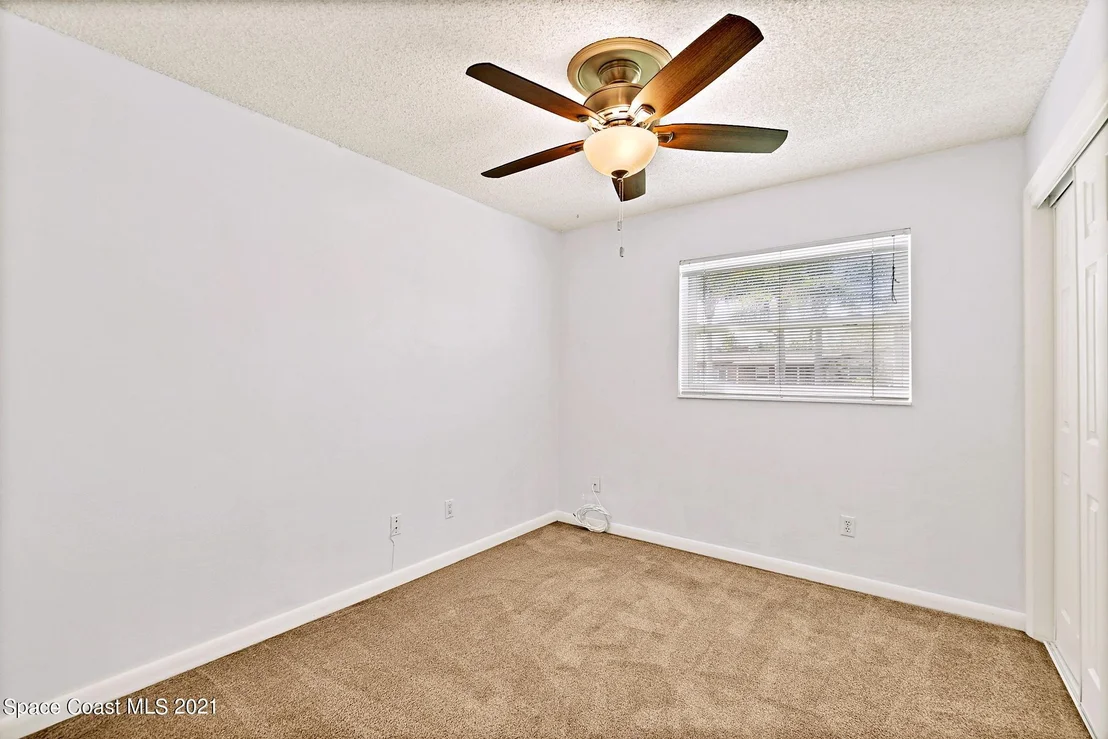 Photo of 1096 Madrid Road