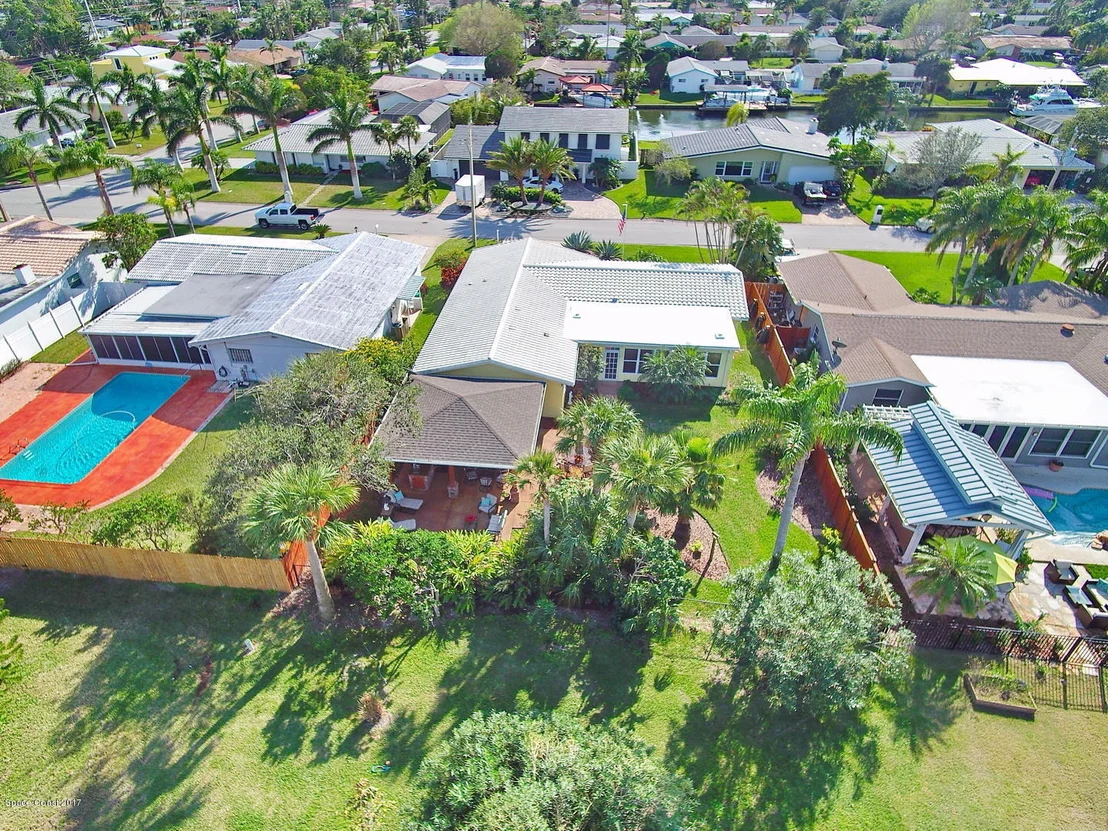 Photo of 346 Brightwaters Drive
