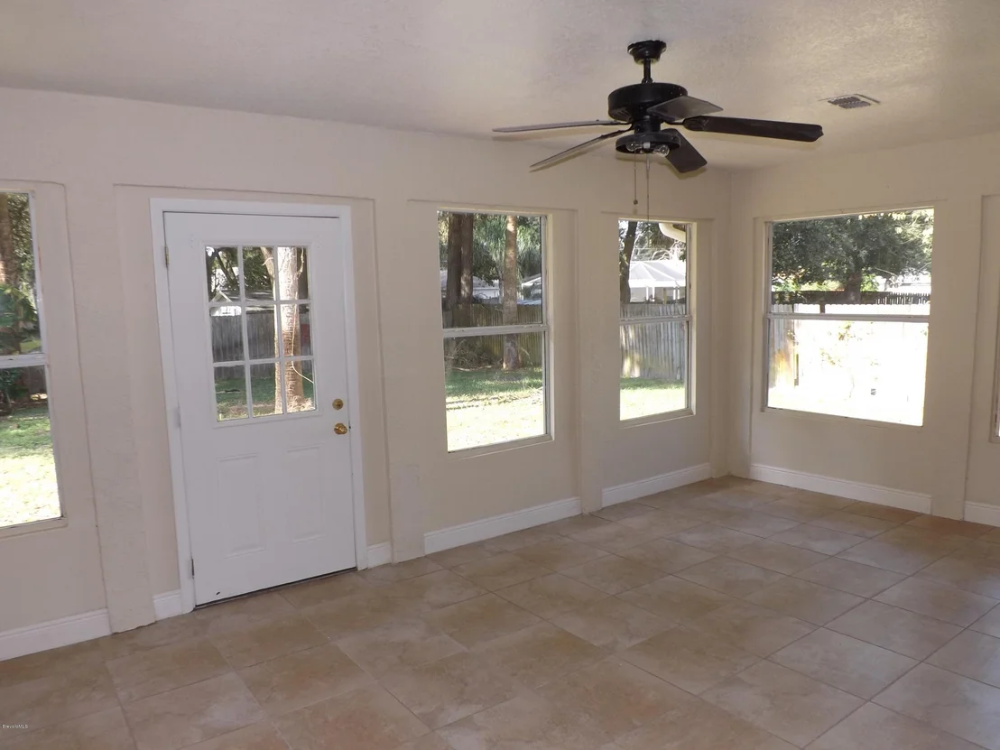 Photo of 6025 Adina Road