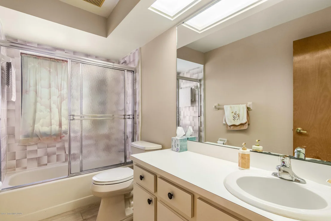 Photo of 1204 Foxfire Court