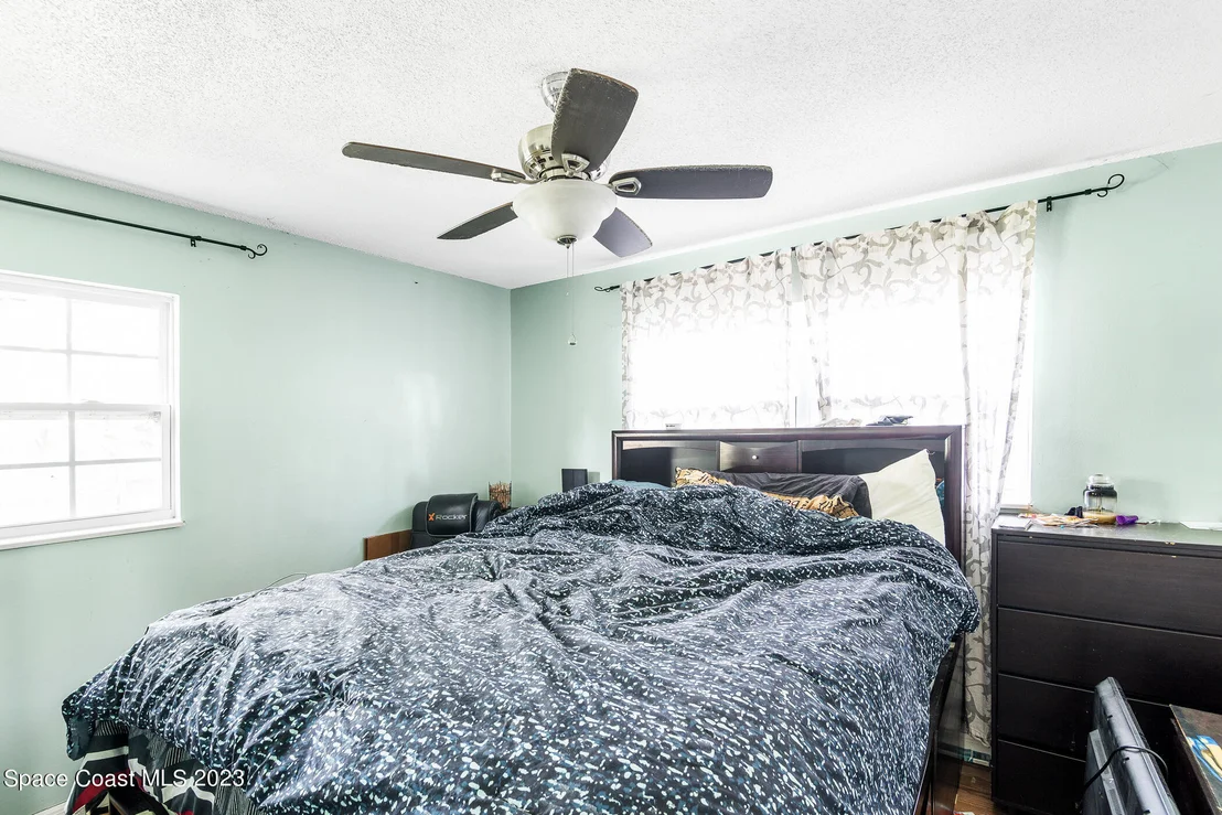 Photo of 2429 Victor Road