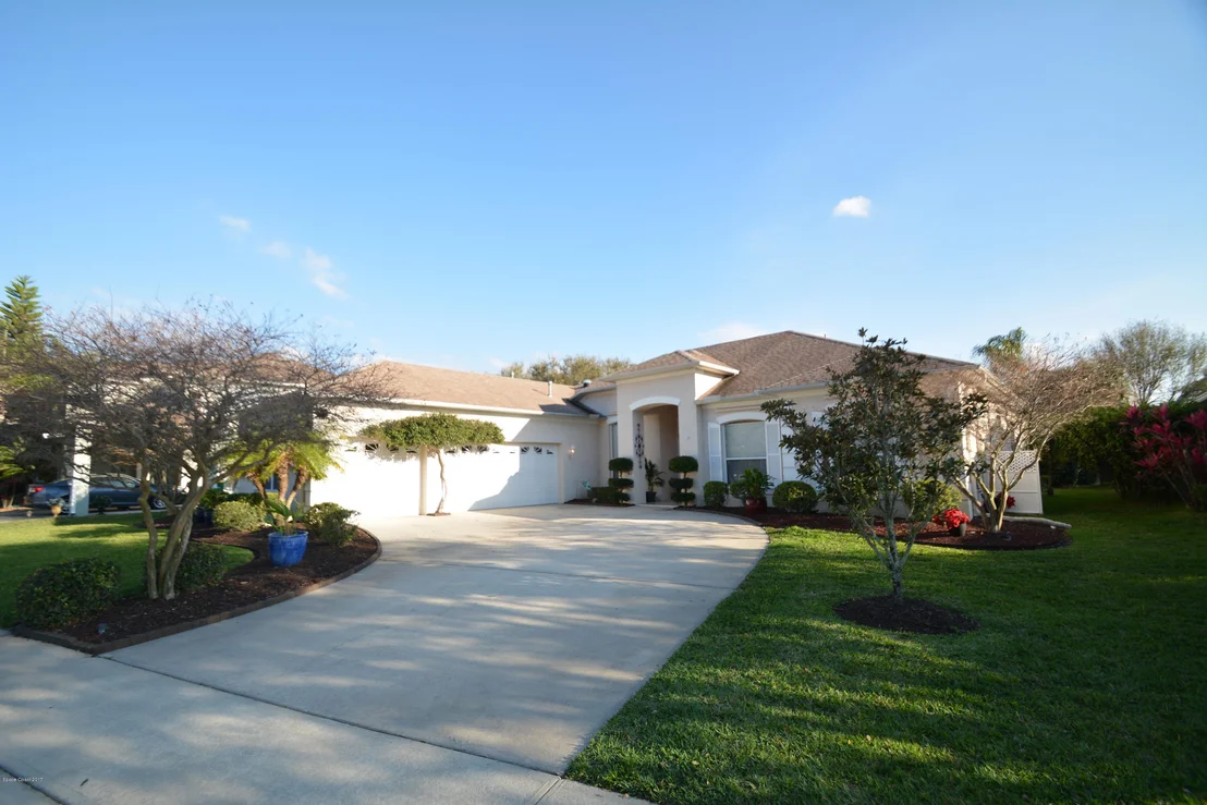 Photo of 2741 Englewood Drive