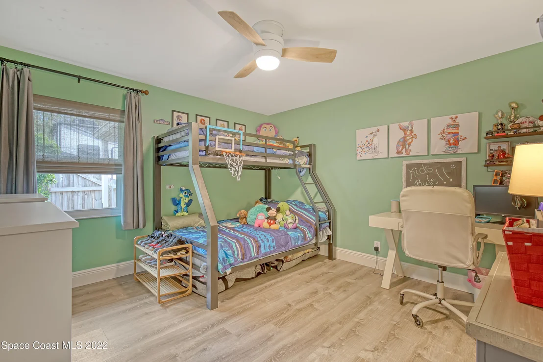 Photo of 400 Mosswood Boulevard