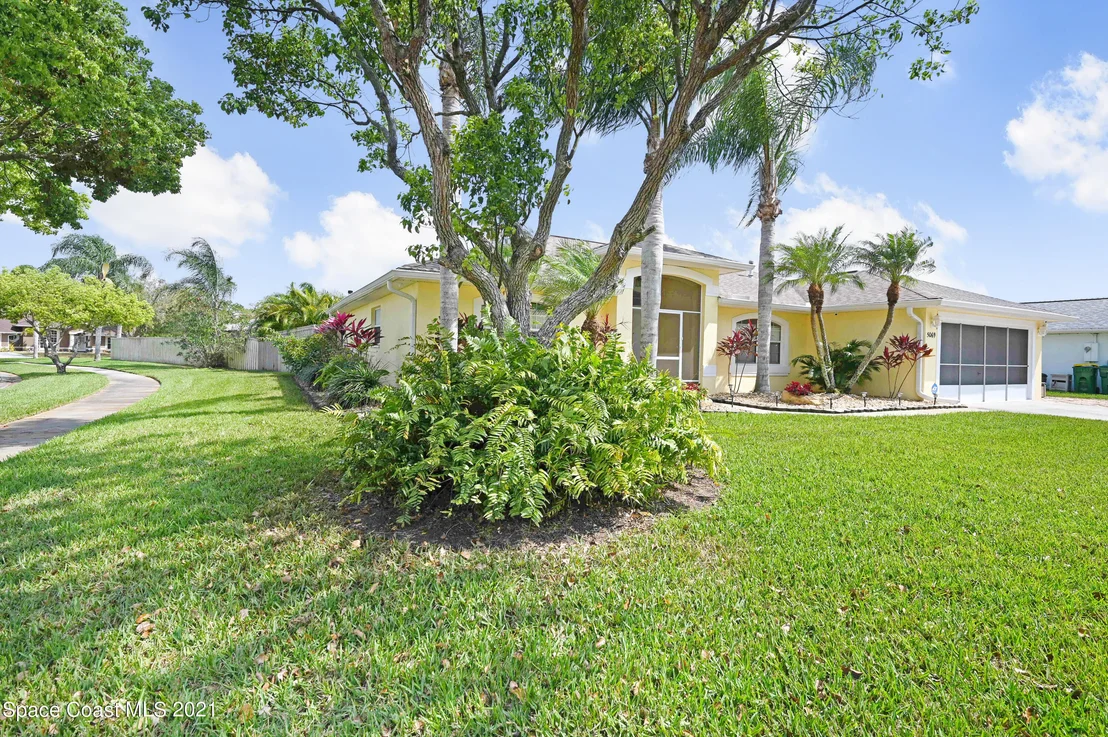 Photo of 5069 Alamanda Drive