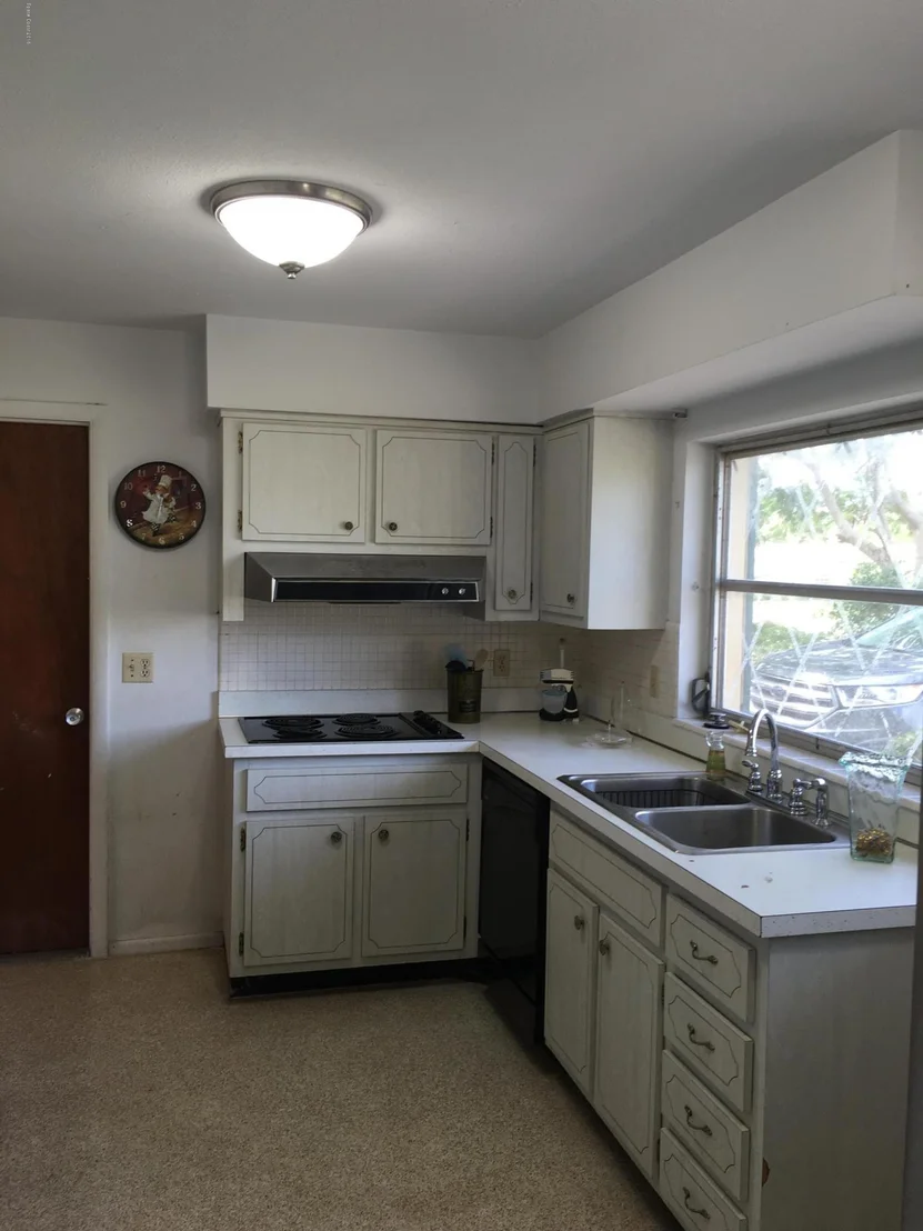 Photo of 2803 Vassar Street