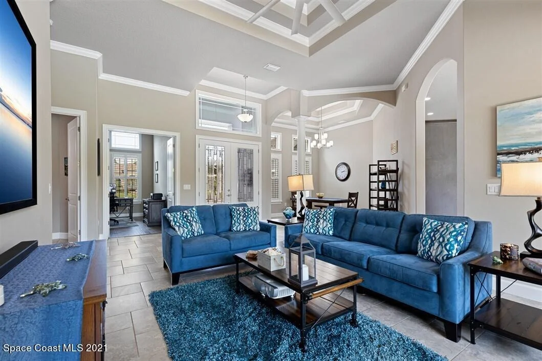 Photo of 823 Lorenza Place