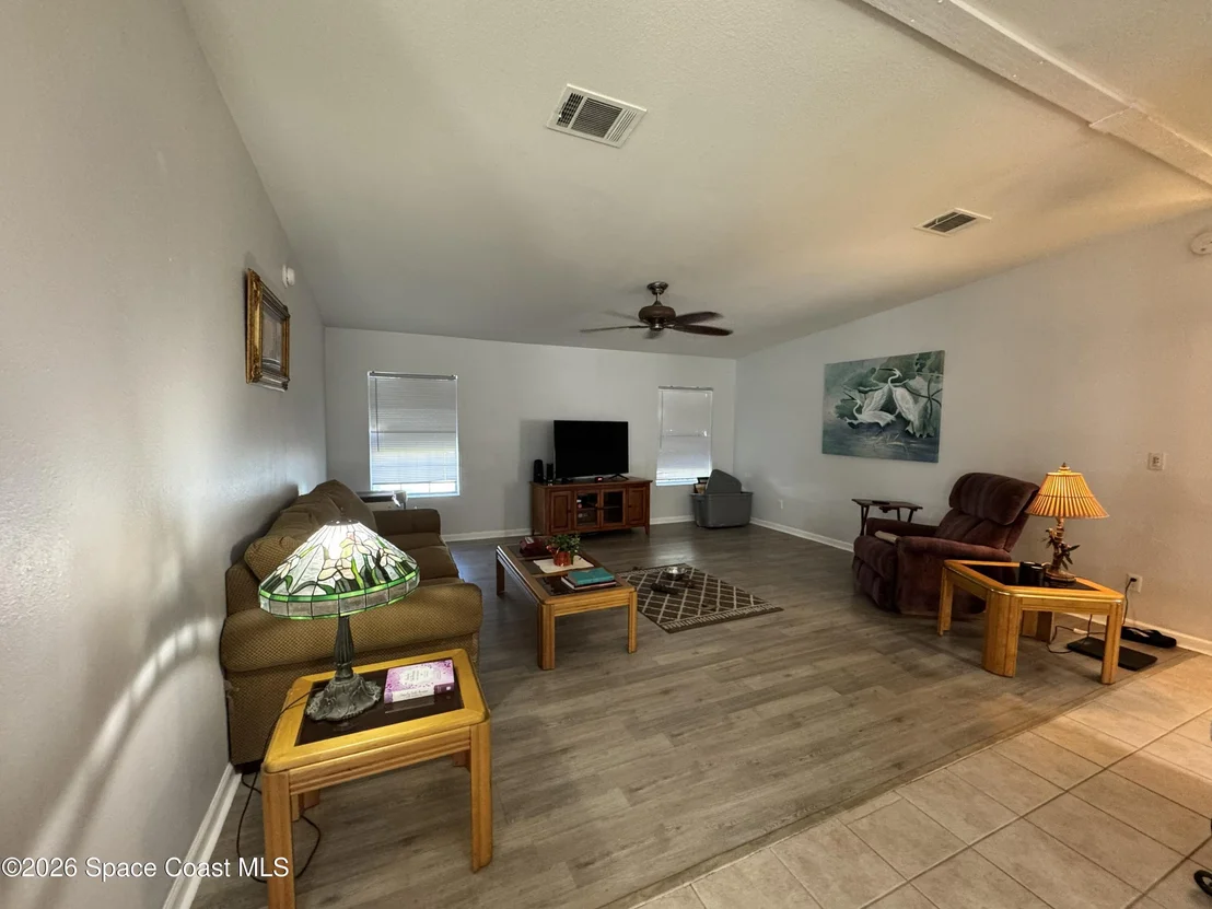Photo of 835 Vireo Drive