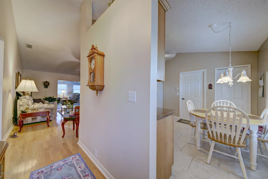 Photo of 1057 Jacaranda Circle