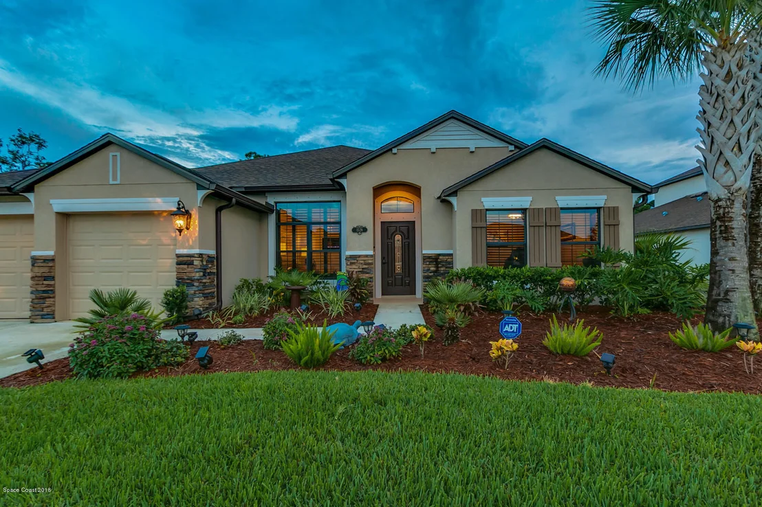 Photo of 1528 Outrigger Circle