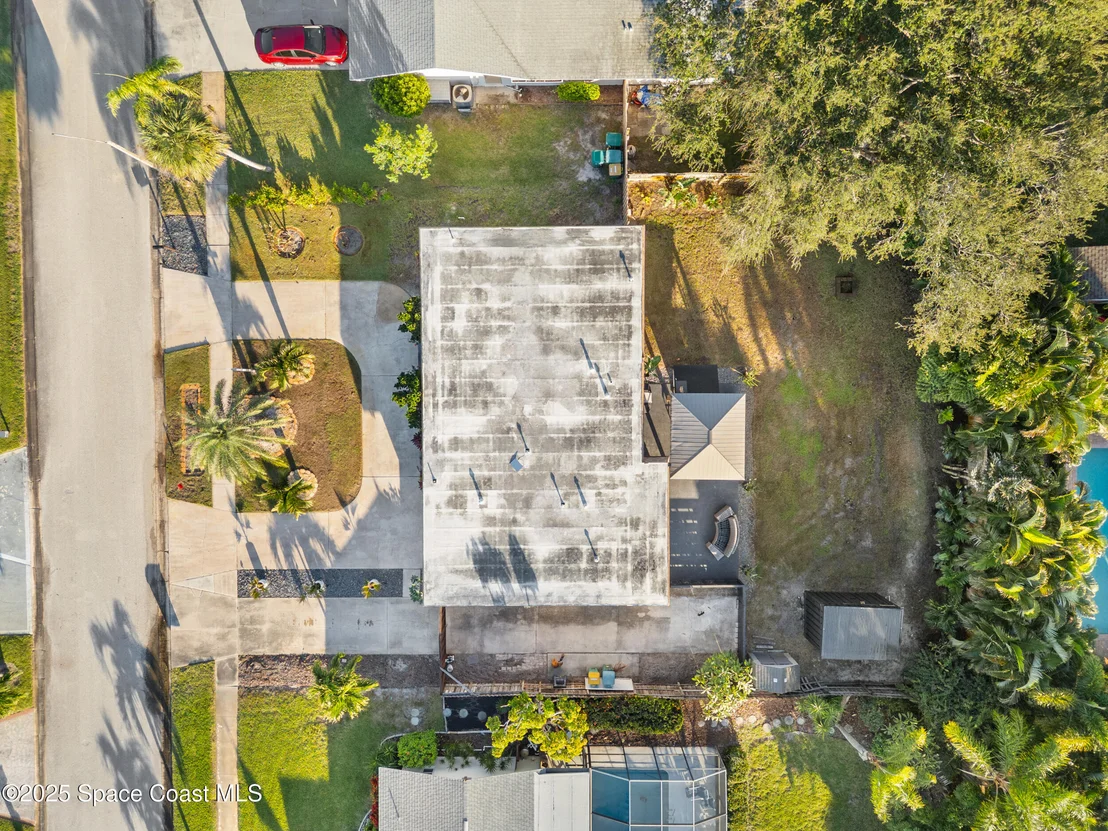Photo of 219 Sand Pine Road
