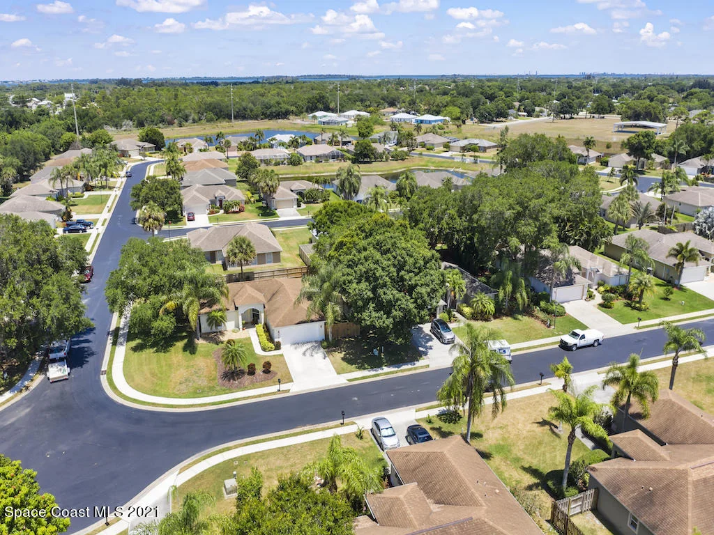 Photo of 470 High Hawk Circle