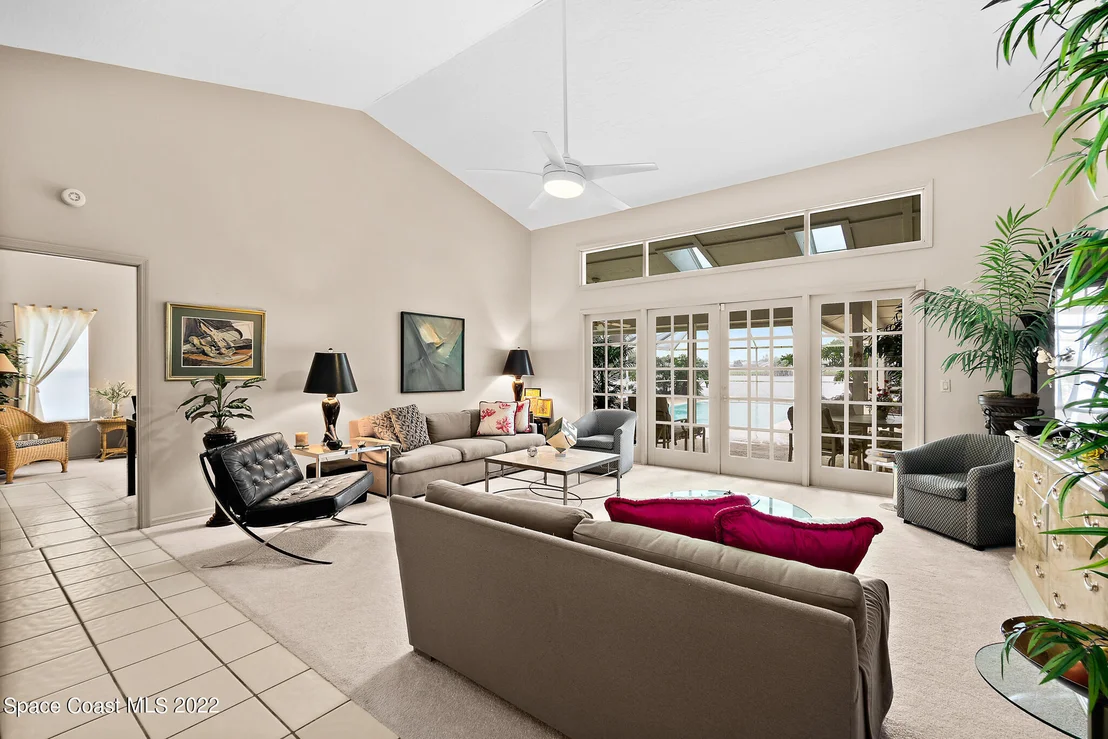 Photo of 686 Rossmoor Circle