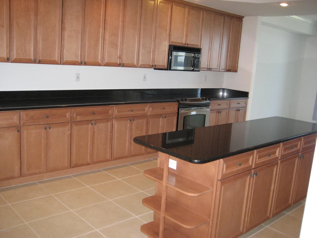 Photo of Unit 205 at 4975 NE Dixie (Us1) Highway