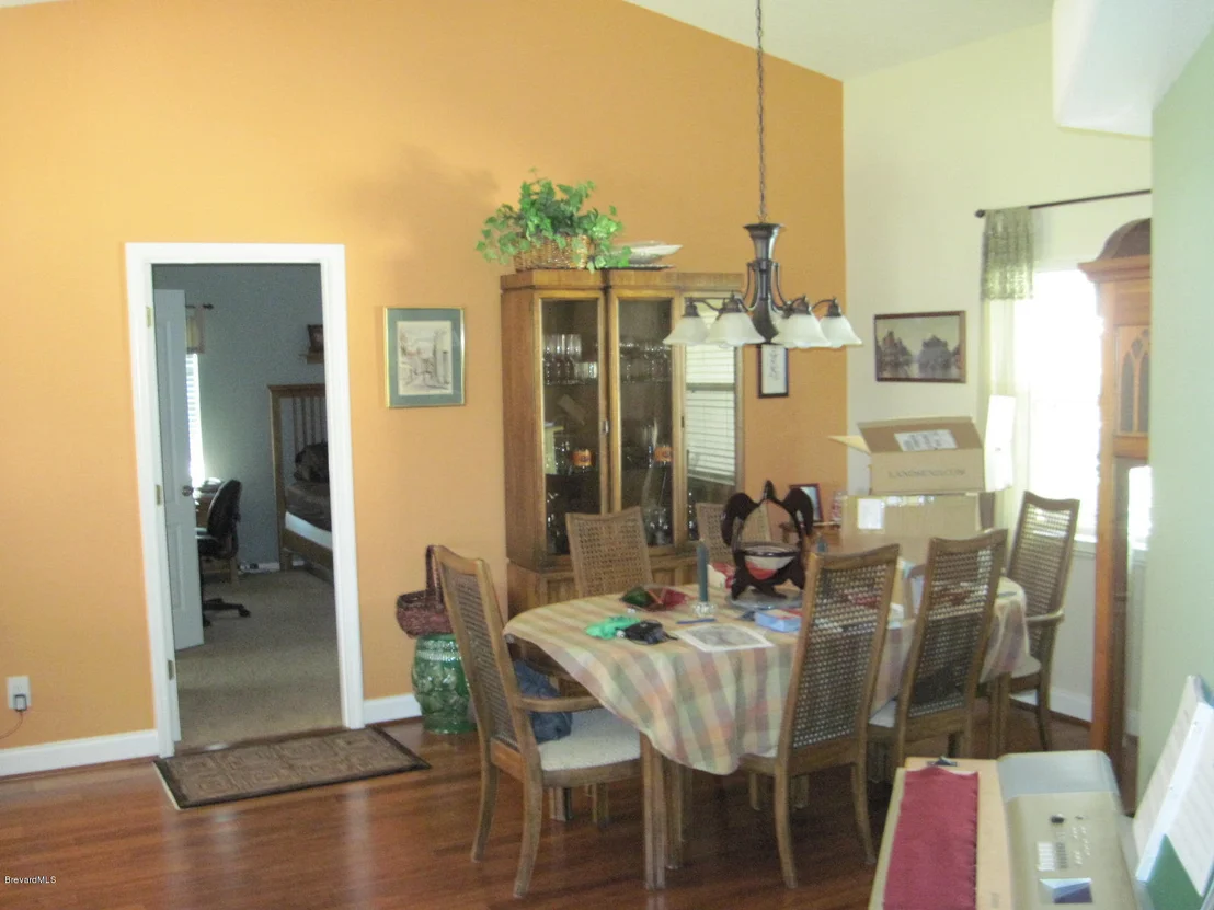 Photo of 4335 Milwaukee Avenue