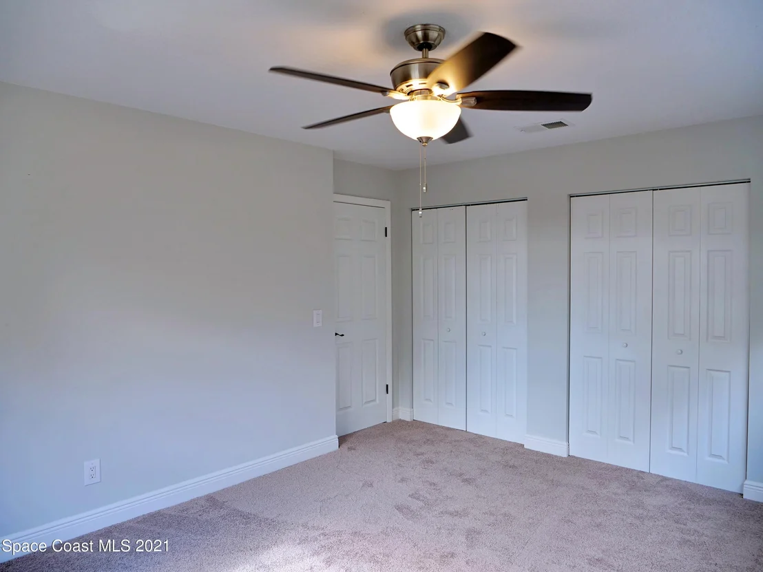 Photo of 1728 Golfview Drive