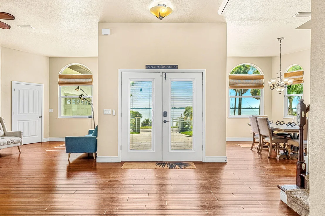 Photo of 3119 N Indian River Drive