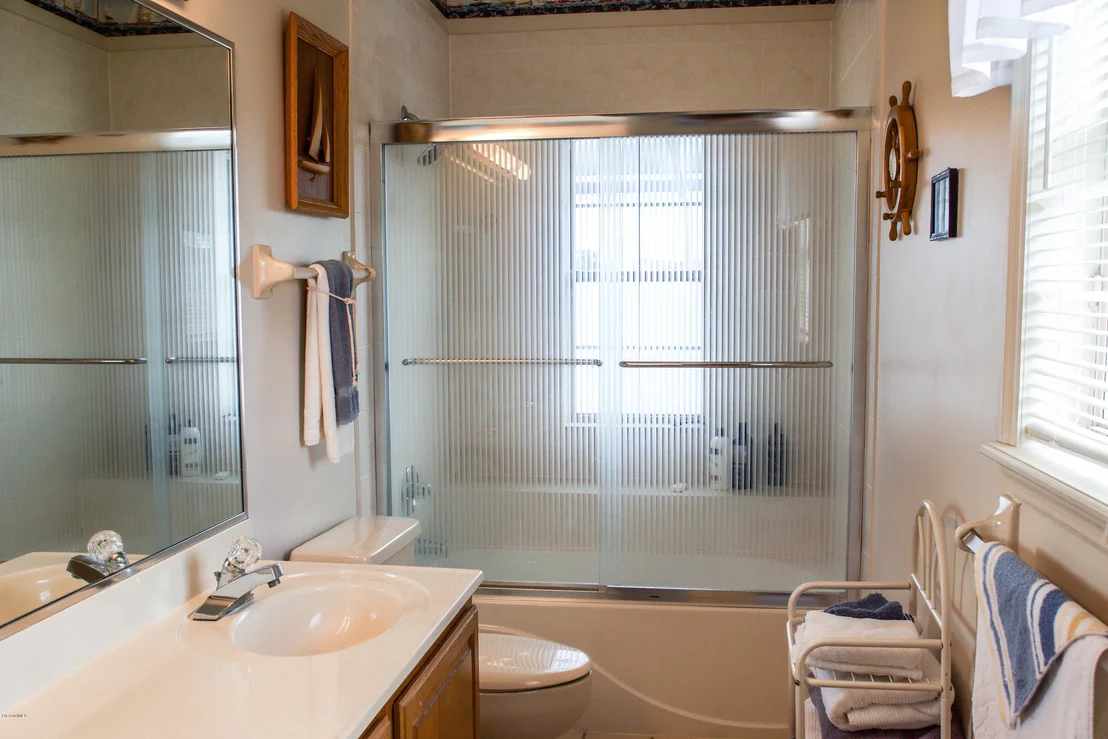 Photo of 404 Riverview Lane