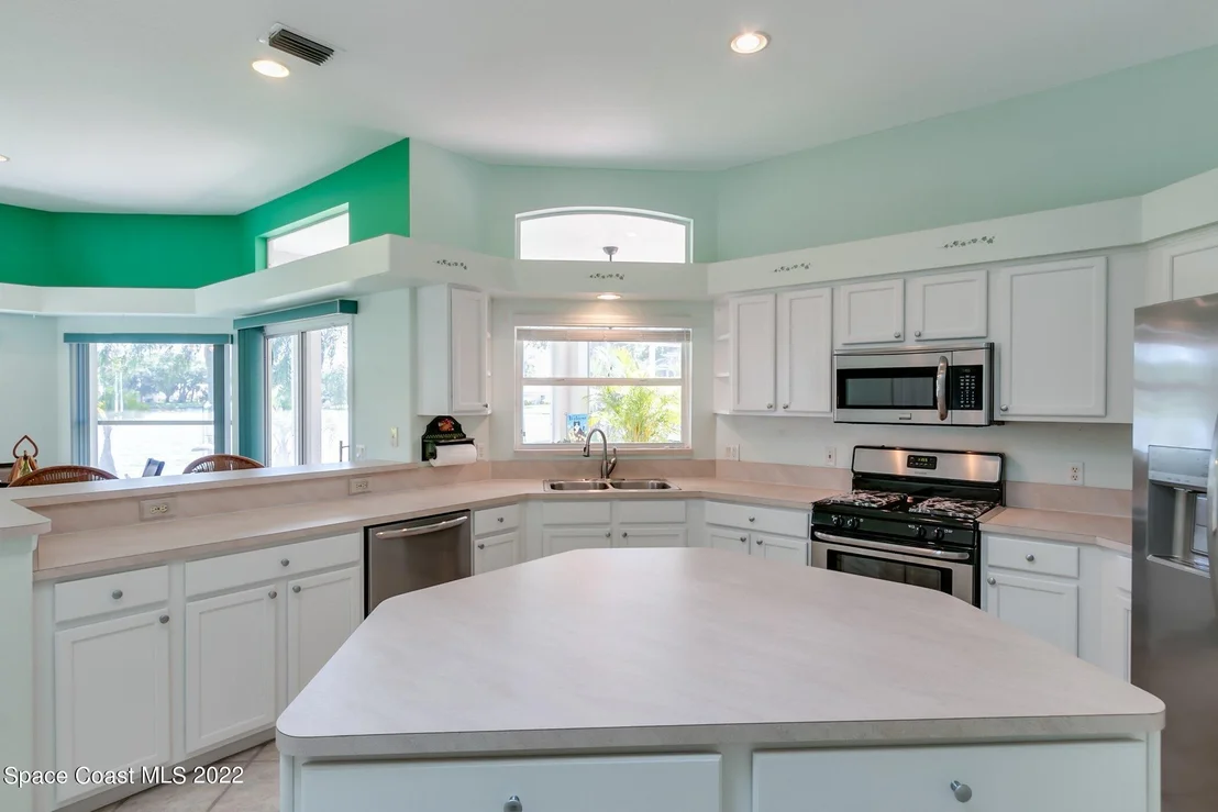 Photo of 874 Shoshone Lane