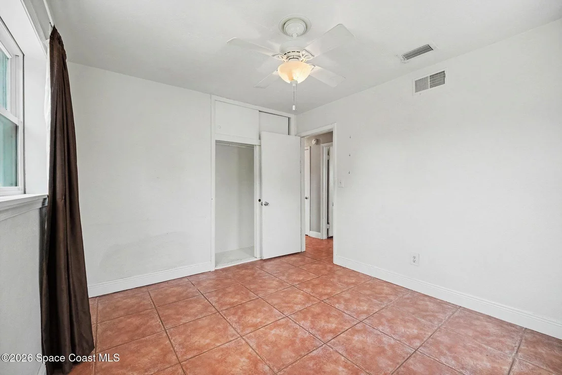 Photo of 112 SE 3rd Street