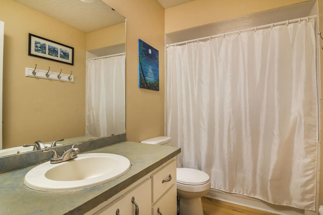 Photo of 6855 Cedar Avenue