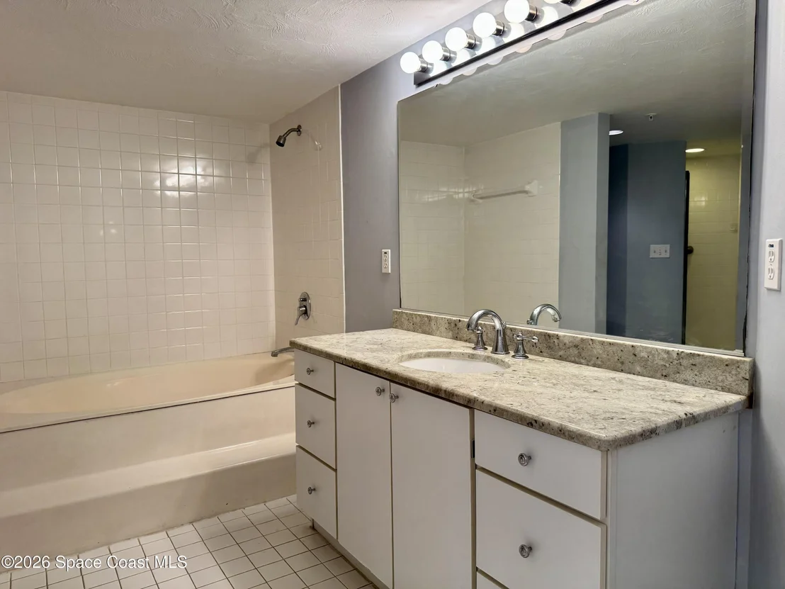 Photo of Unit 303 at 1 John Anderson Drive