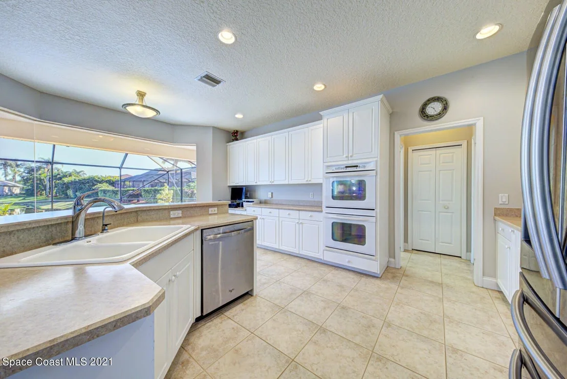 Photo of 1002 Worthington Spring Drive