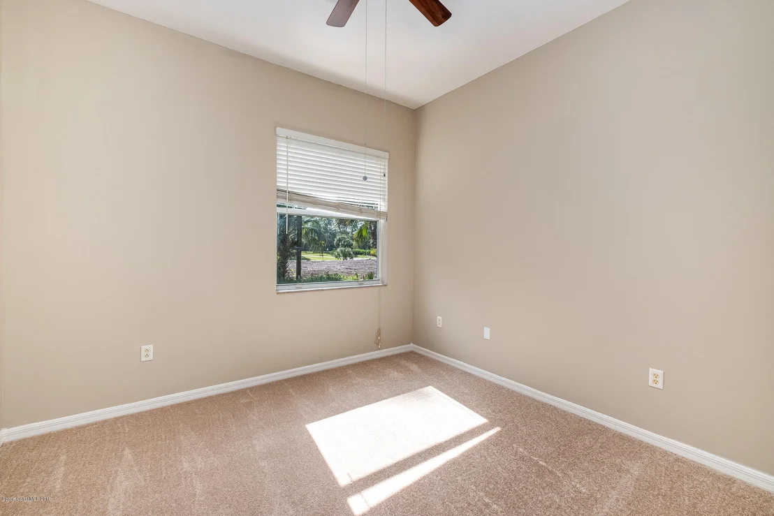 Photo of 1744 Hydrangea Road NW