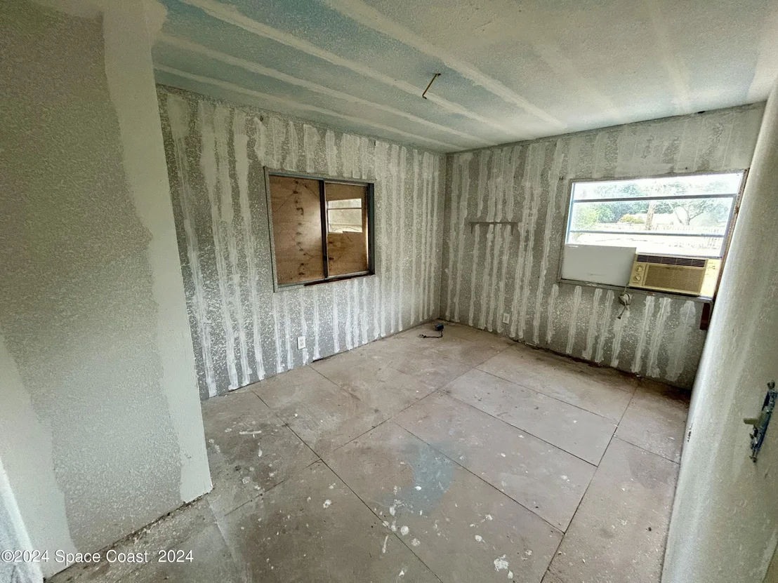 Photo of 326 Iris Street