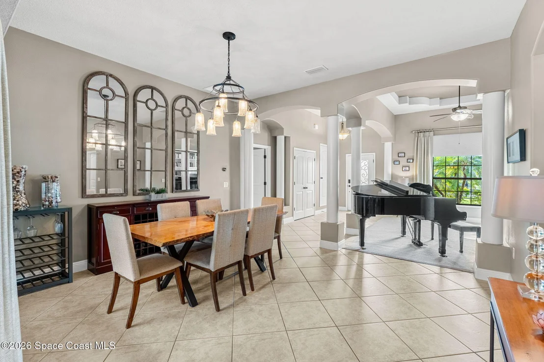 Photo of 4035 Waterloo Place