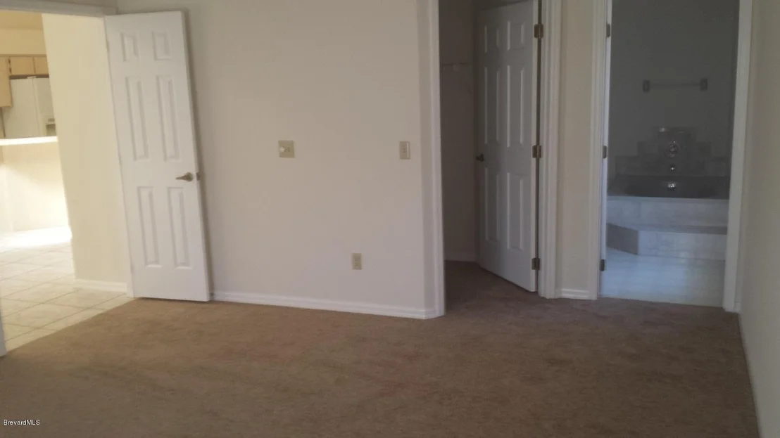 Photo of 2495 Bent Pine Street
