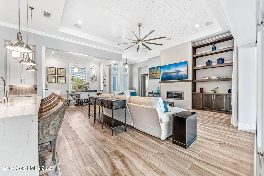 Photo of 6231 Windward Lane