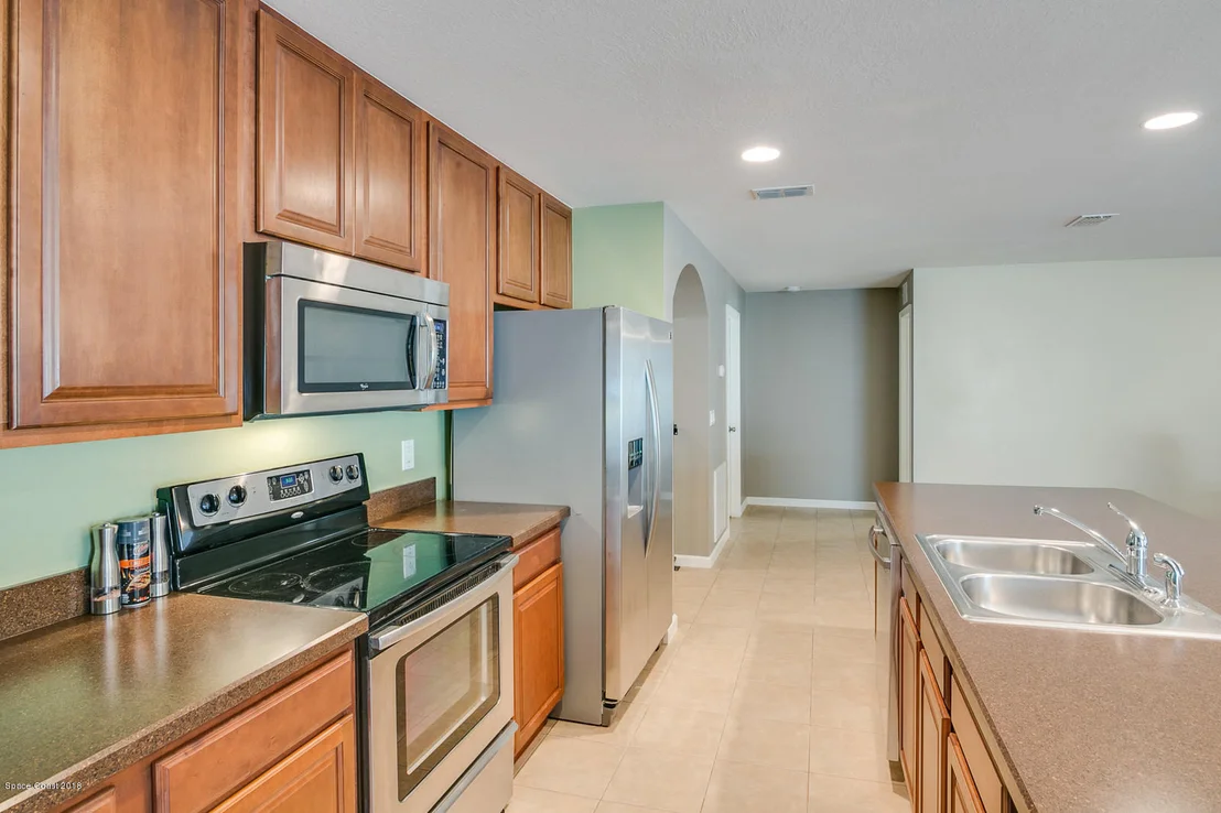 Photo of 205 Dryden Circle