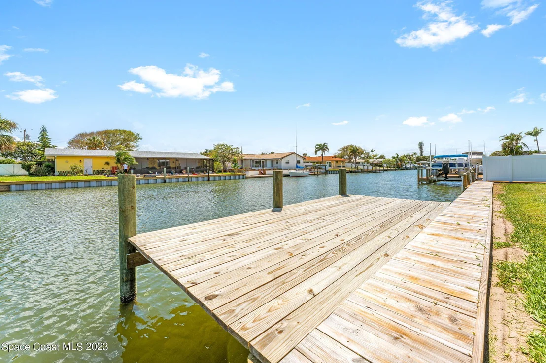 Photo of 339 Brightwaters Drive