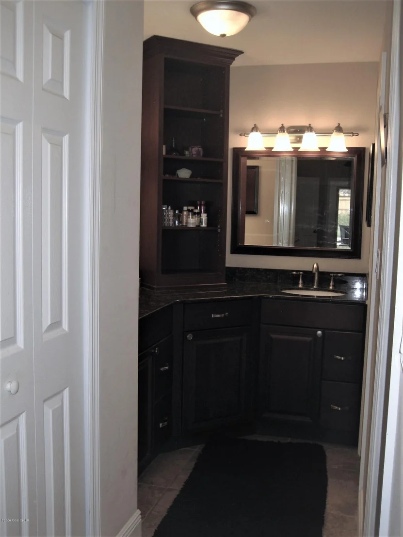 Photo of 1185 Sunnybrook Lane