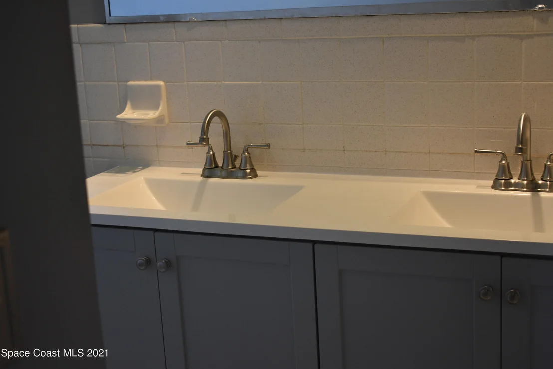 Photo of 2848 Wright Avenue