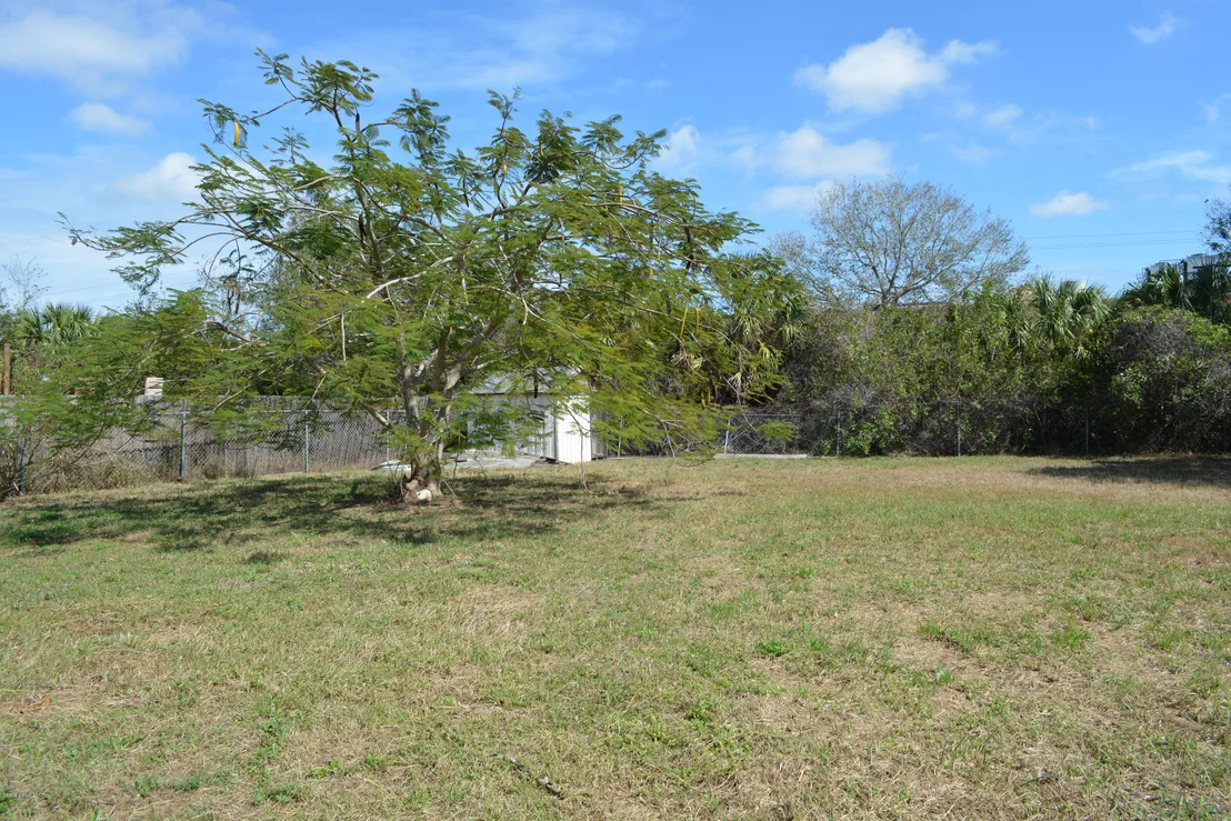 Photo of 1643 Fairfield Circle NE