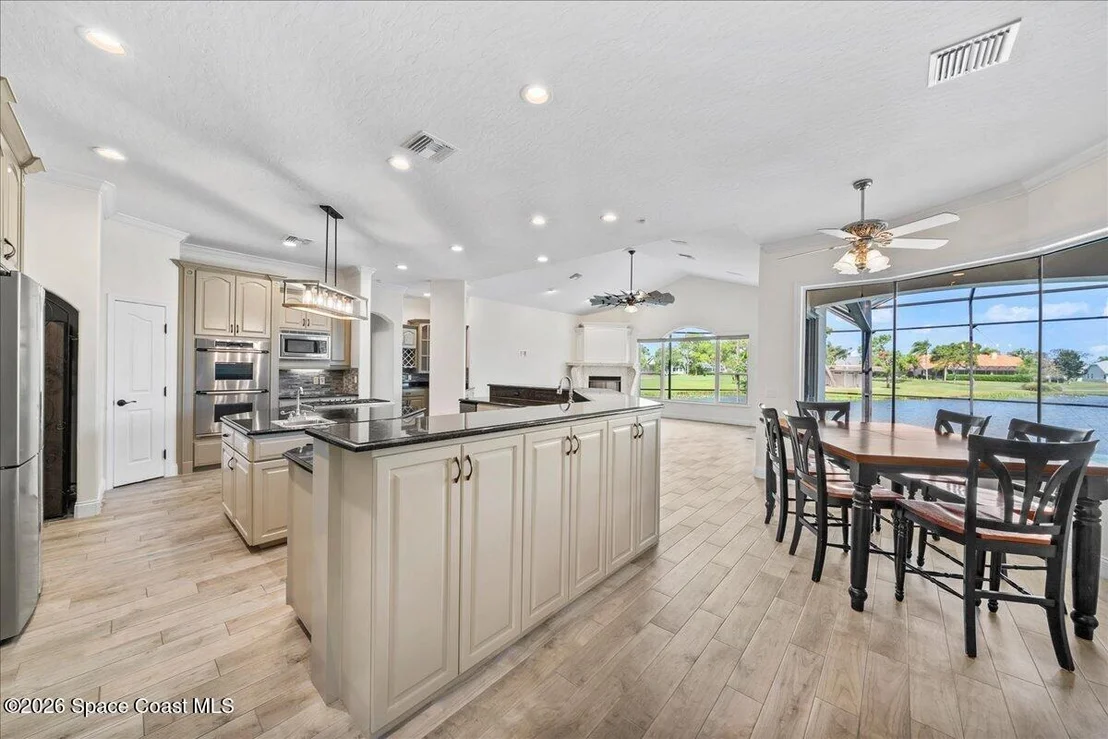 Photo of 918 Nelson Drive