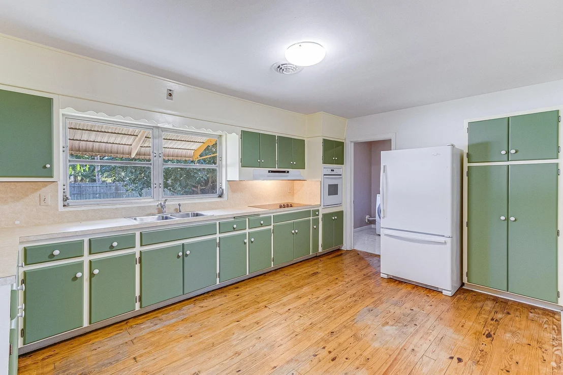 Photo of 114 Lagoon Avenue