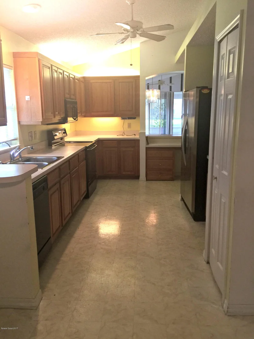 Photo of 3935 Saint Armens Circle