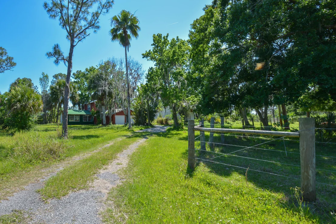 Photo of 395 Atz Road