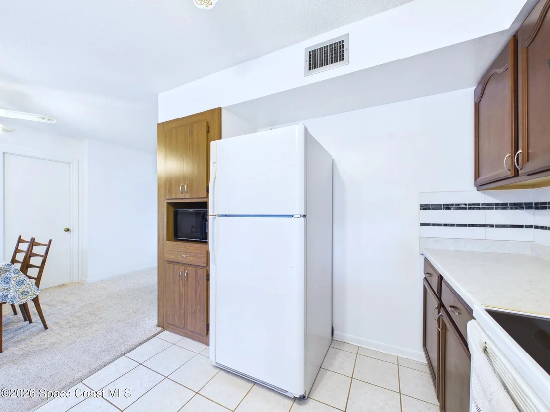 Photo of 2939 Chipper Drive NE