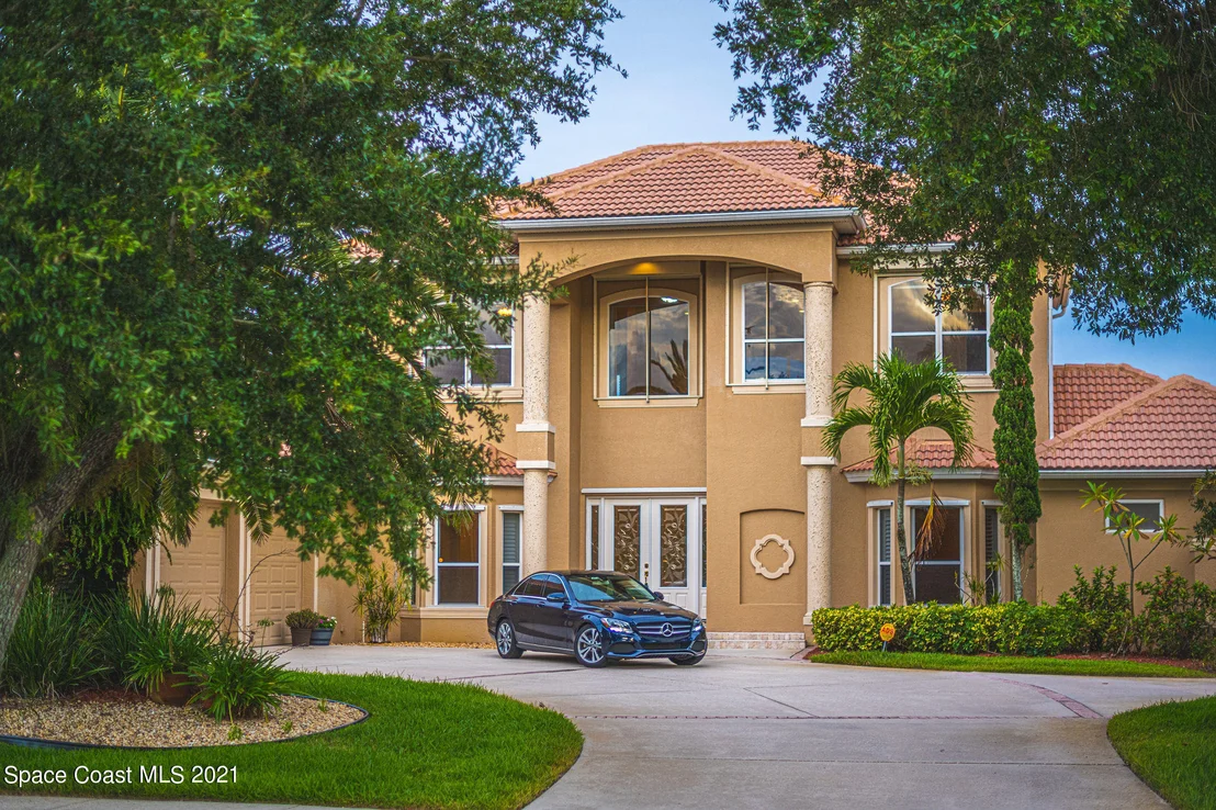 Photo of 8181 Compton Way