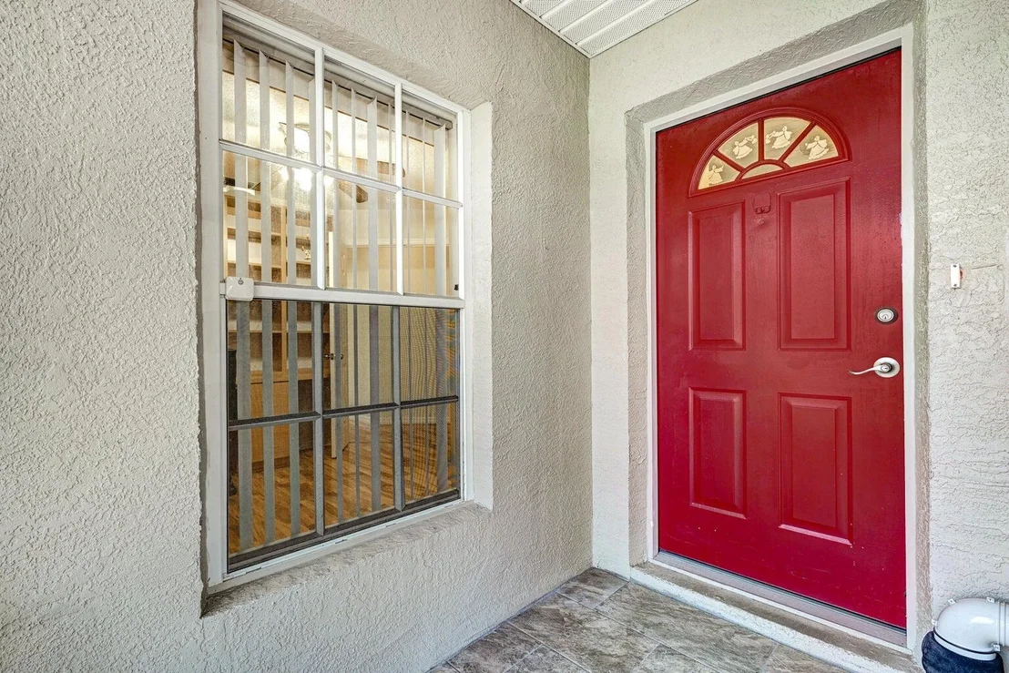 Photo of 1180 Goldenrod Circle NE