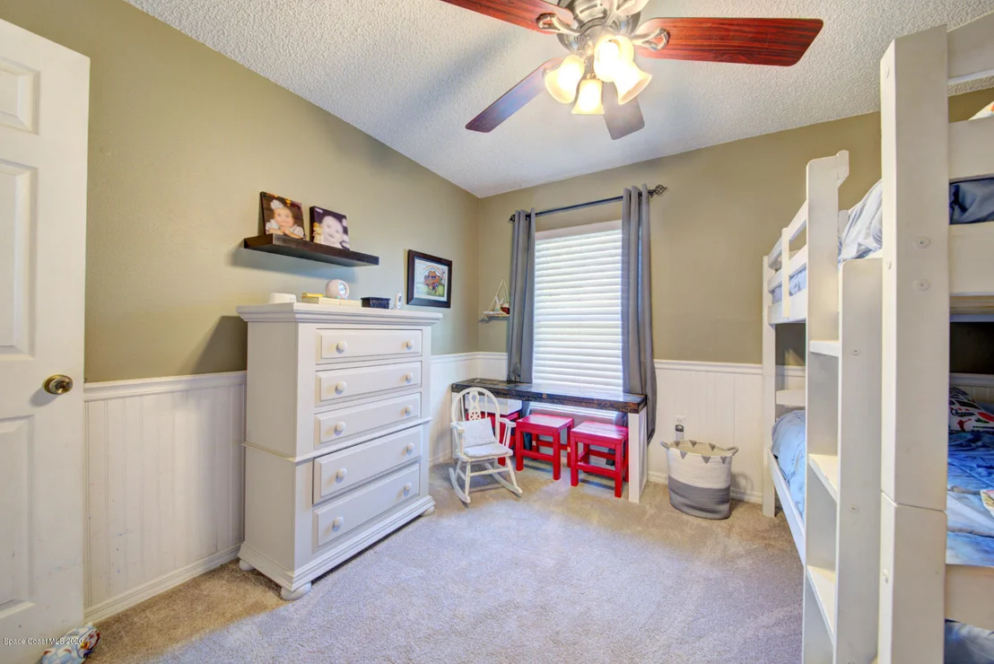 Photo of 2380 High Ridge Road