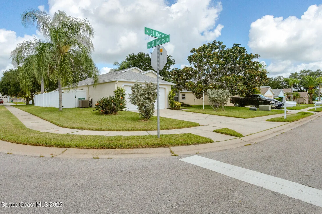 Photo of 2832 Saint Robert Drive